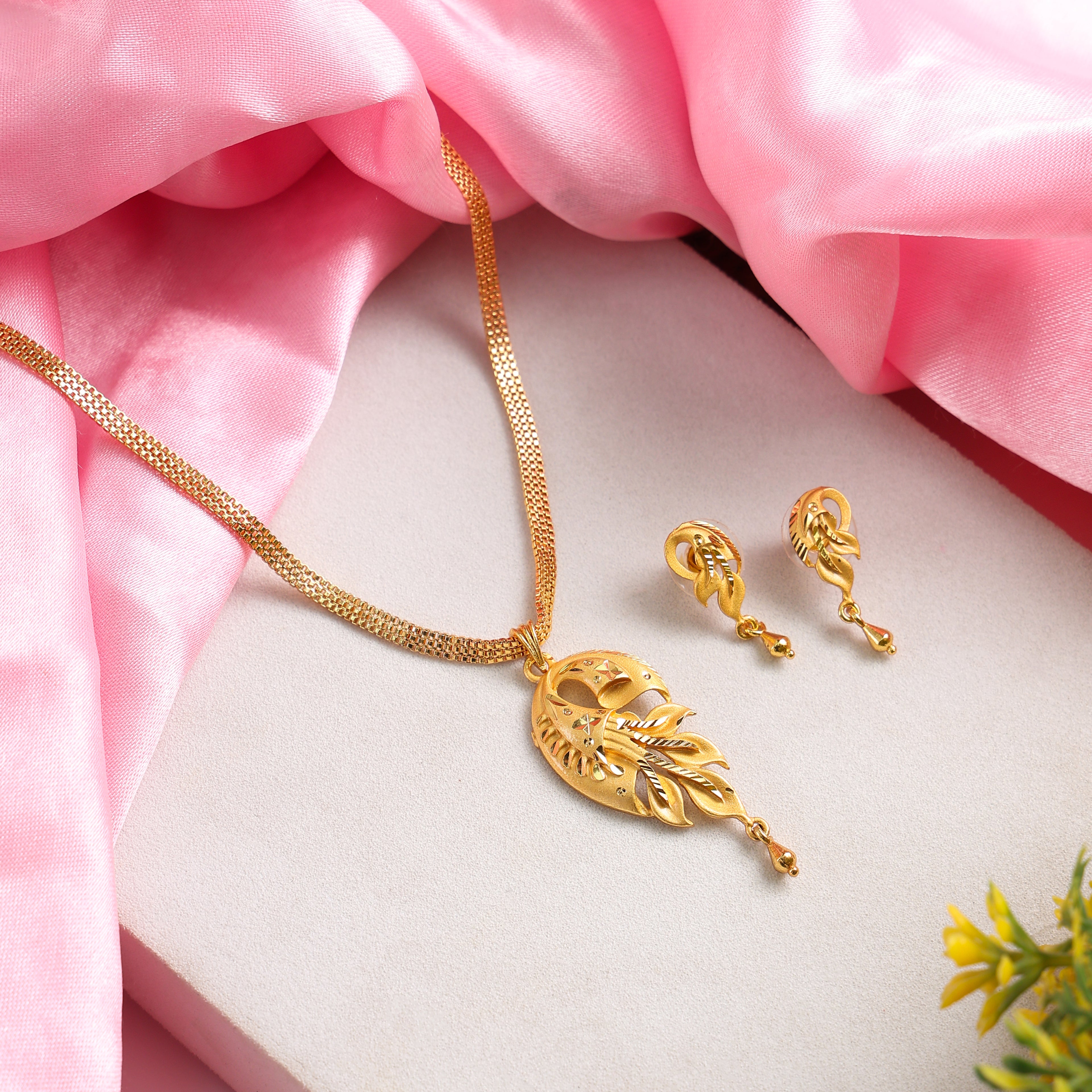One-Gram Gold Chain Pendant Set with Tops