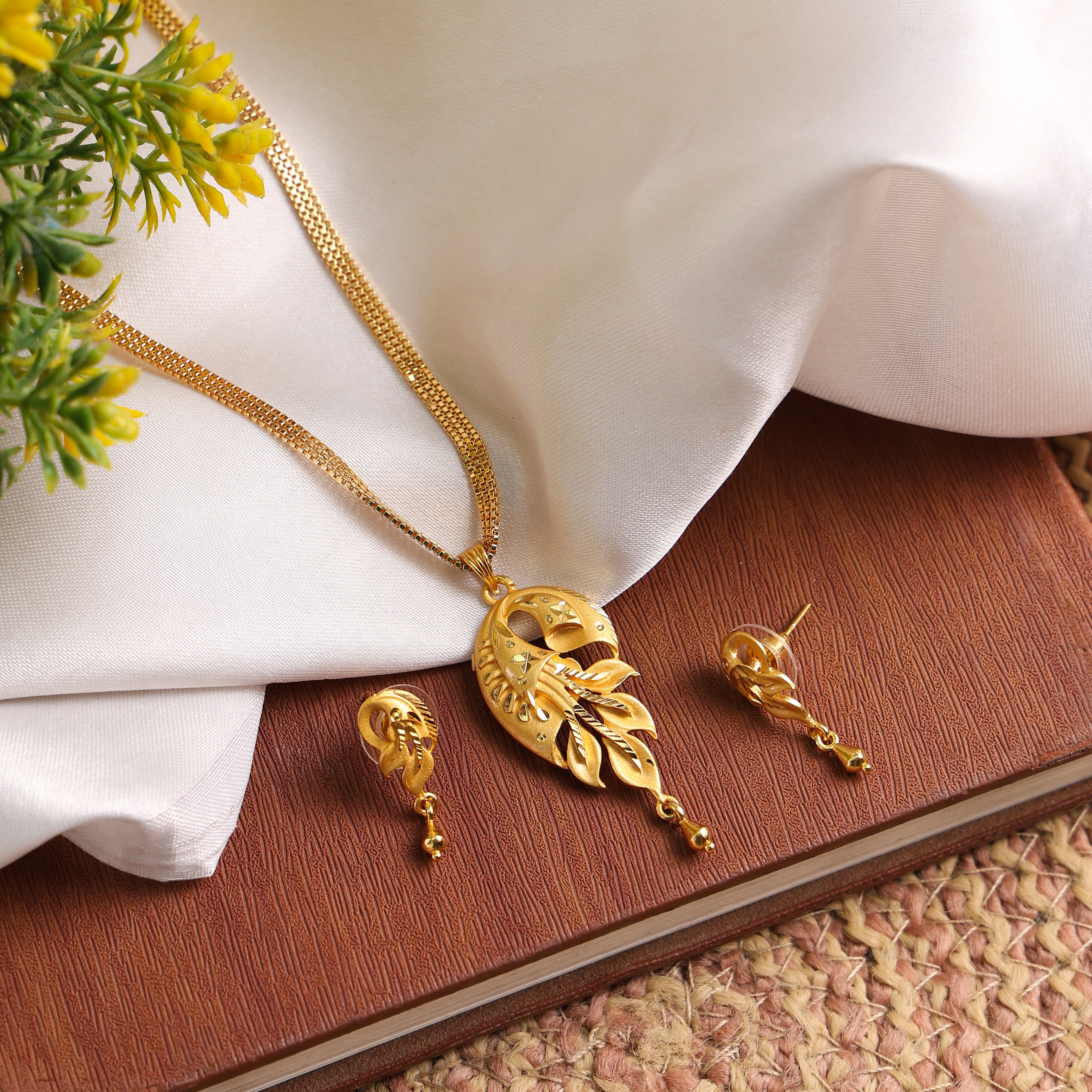 One-Gram Gold Chain Pendant Set with Tops